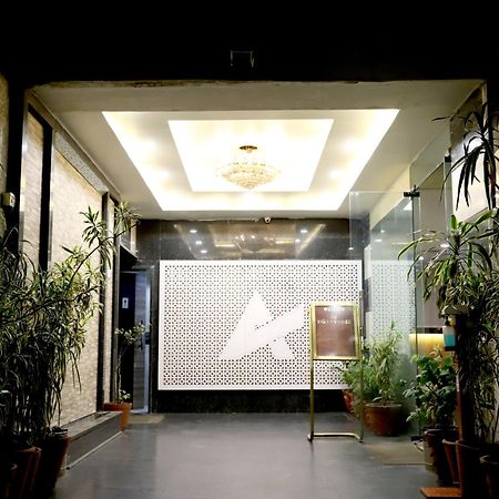 Hotel Blue Pearl Bhopal Eksteriør billede