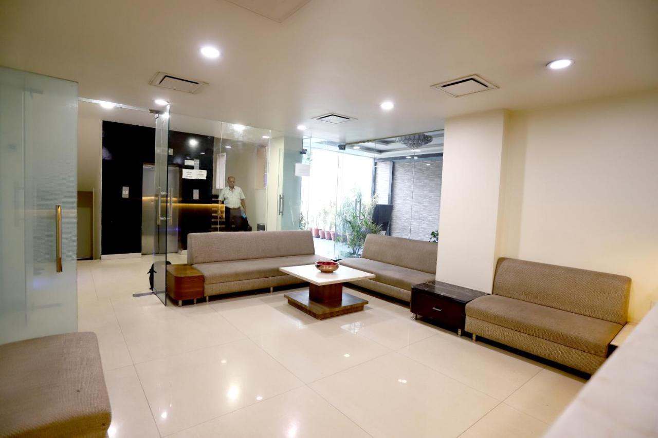 Hotel Blue Pearl Bhopal Eksteriør billede