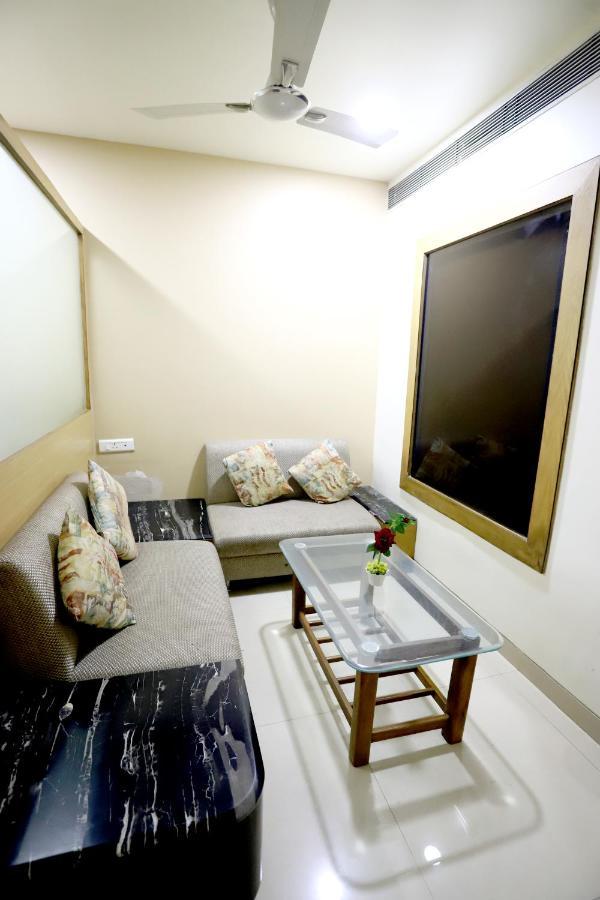 Hotel Blue Pearl Bhopal Eksteriør billede